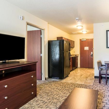 Cobblestone Hotel & Suites - Greenville Exteriör bild