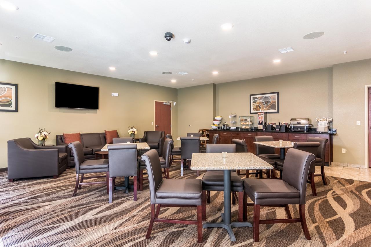 Cobblestone Hotel & Suites - Greenville Exteriör bild